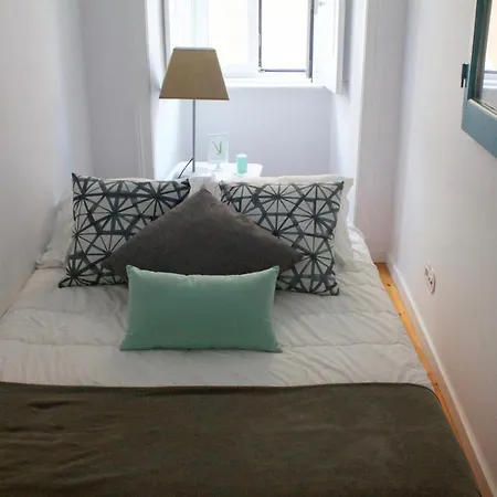 Charming With A Patio - Gardens_hosting * Lisboa